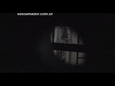 ❤️ Blondina este filmată în secret de un voyeur din cartier ascuns în spatele unor cărămizi goale at porn ro.javarchive.top ❤